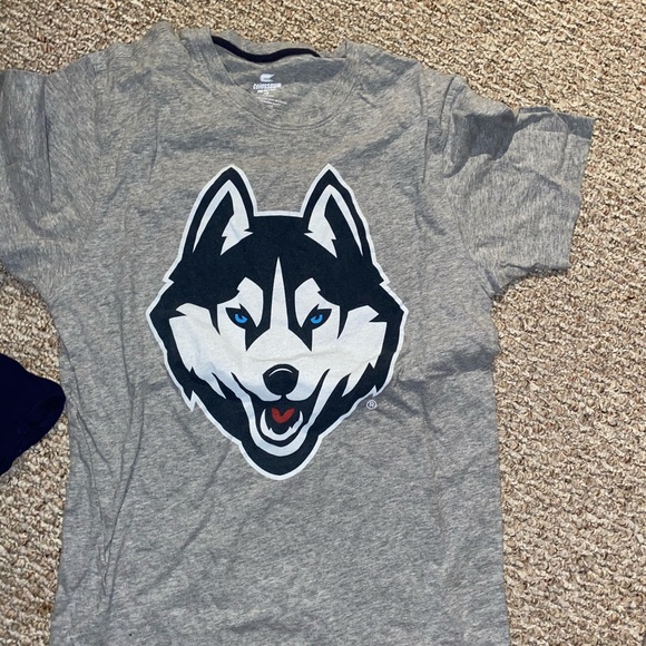 UConn tshirts - Picture 3 of 3